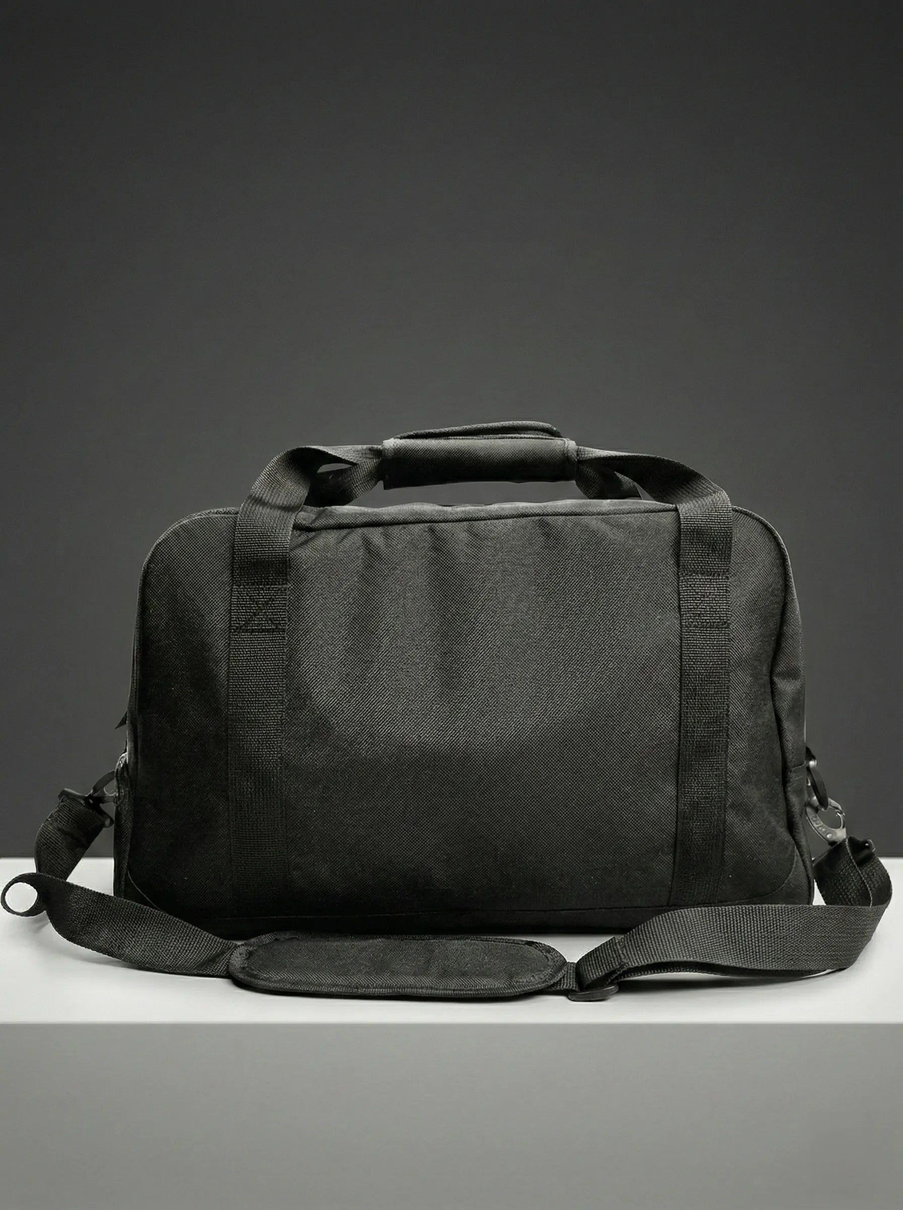 EQ1 Core Endurance Duffel — Stealth Black