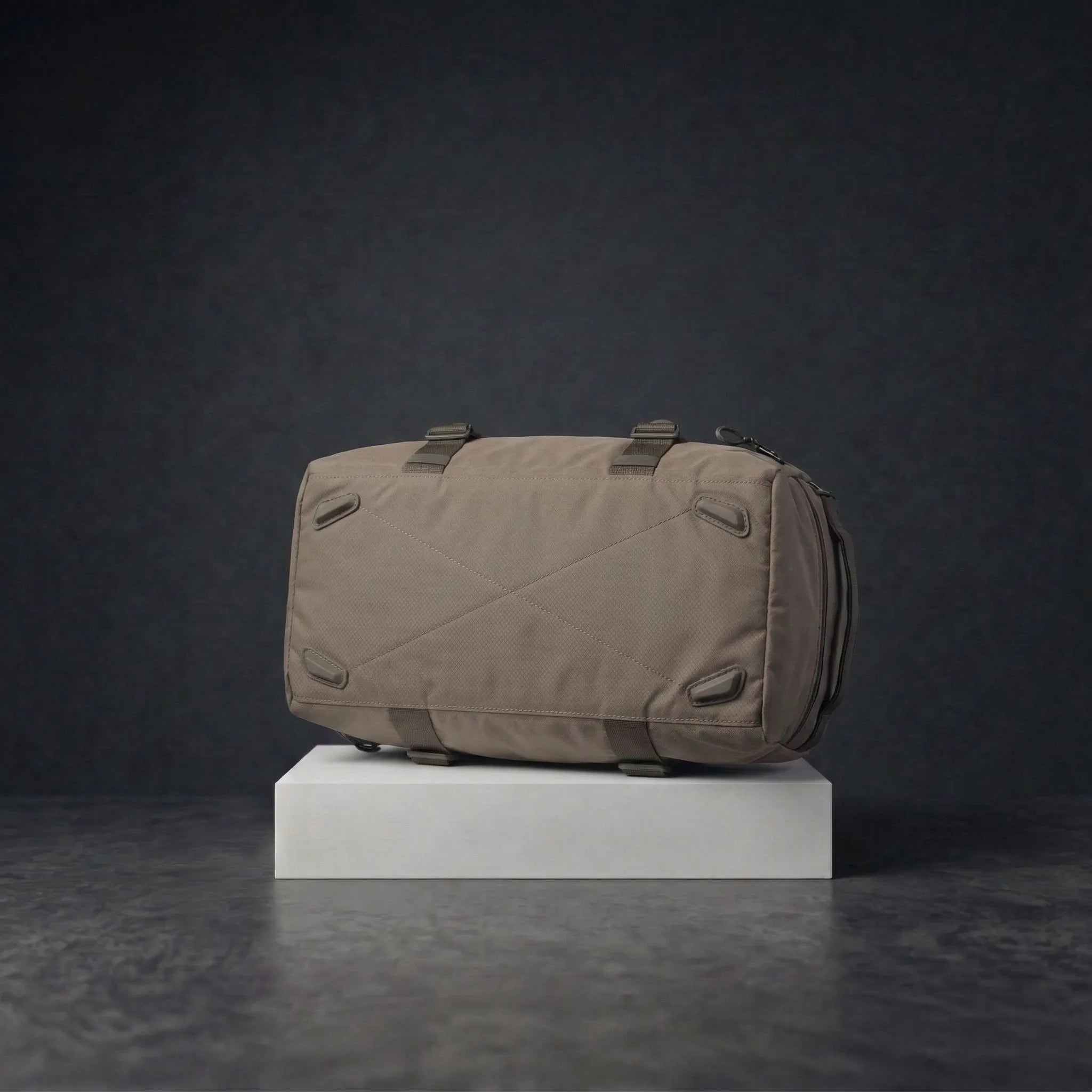 Equilibrium Signature Elite Duffle Bag — Earth Taupe
